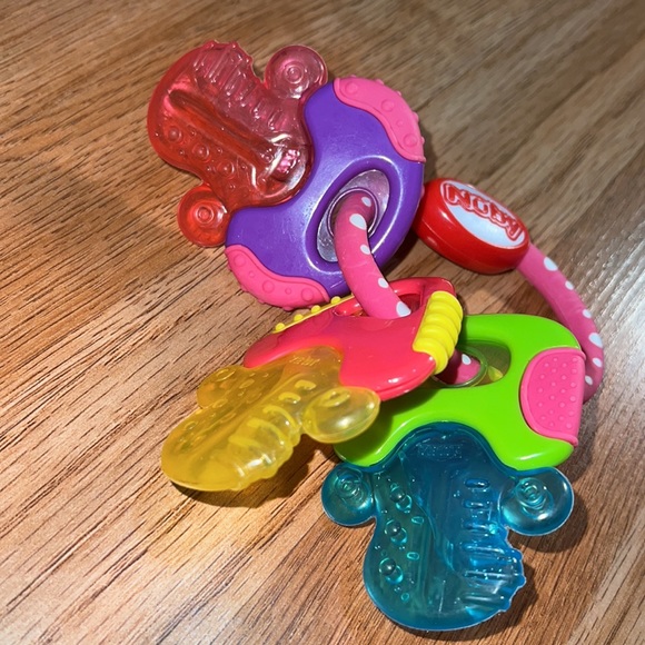 Nuby Teething Ring NWOT - Picture 5 of 6